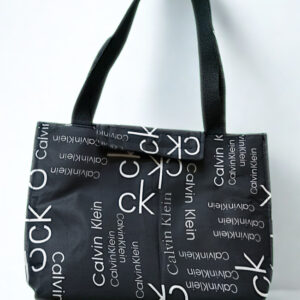 Metro Zayka Carrier (Monochrome Black)